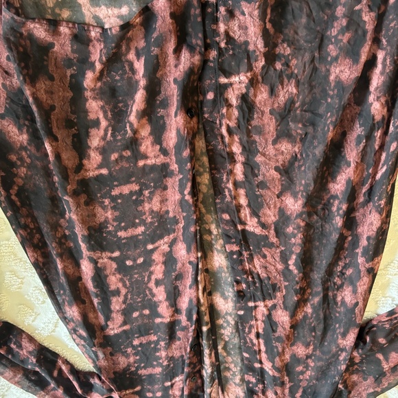 High-lo button up dress (Sheer) - Picture 4 of 4